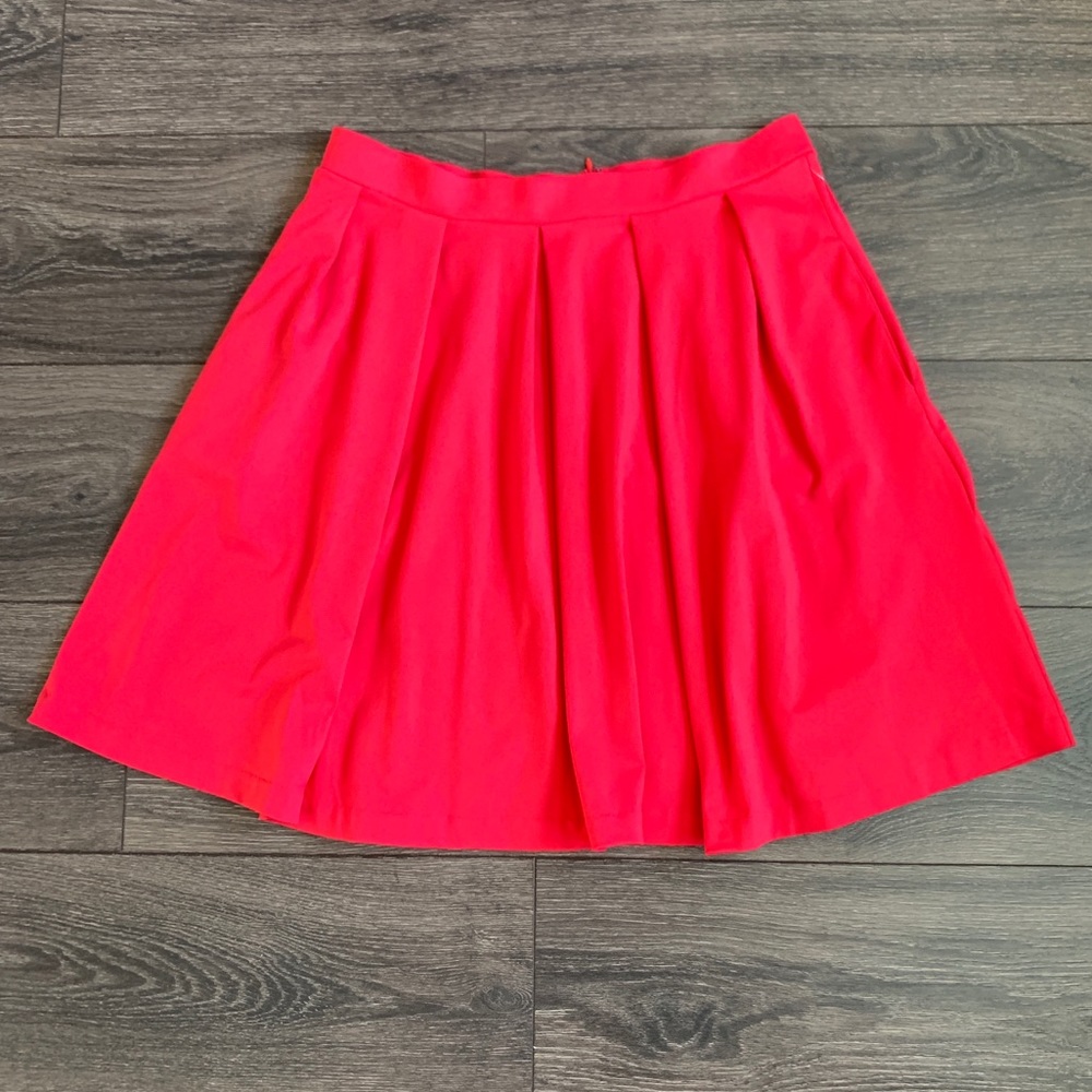 Beautiful Pink Skater Skirt with POCKETS!